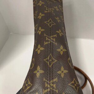 Louis Vuitton "princess Diana" tote